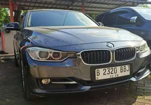 Jual bekas BMW 320i KM70rban,lokasi di Jakarta Barat