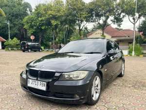 Jual bekas BMW 325I E90 2005 SANGAT ISTIMEWA,lokasi di Jakarta Timur