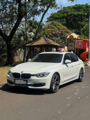 Jual bekas BMW 328i 2013 White Putih 2014 BMW Bekas 2012 Mobkas Jual Cepat Bu,lokasi di  ,Jakarta Selatan