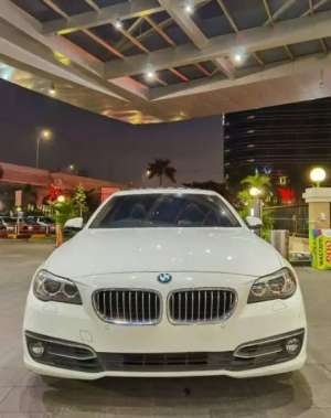 Jual bekas BMW 520i 2017 Putih White 2016 Bmw Bekas second 2018 Jual cepat bu,lokasi di Bekasi Kota