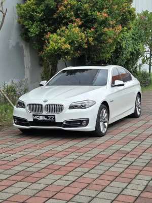 Jual bekas BMW 520i F10 2.0 2014 ODO 20rb,lokasi di  ,Surabaya Kota