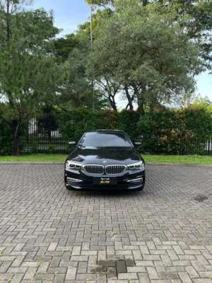 Jual bekas BMW 520i Luxury G30 2019,lokasi di Jakarta Selatan