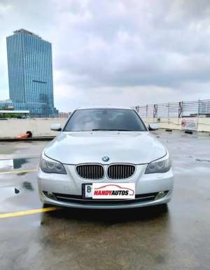 Jual bekas BMW 523i Joystick Tahun 2008 Automatic Abu abu metalik,lokasi di Jakarta Selatan