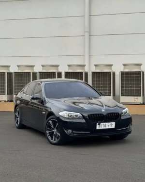 Jual bekas BMW 528i F10 Grey 2012 Tdp Murmer Ori Menarik Simpanan Antik Bu Baru,lokasi di Tangerang Kota