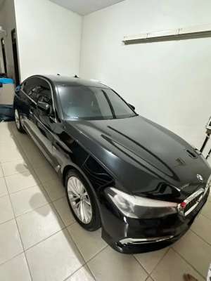 Jual bekas BMW 530i 2019 Bensin,lokasi di Surabaya Kota