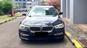 Jual bekas Bmw 530i 530 i Luxury G30 Limousine AT Black Sapphire 2017 Low Km 16Rb,lokasi di Jakarta Selatan