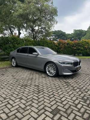 Jual bekas BMW 740Li Opulence G12 2022,lokasi di Jakarta Barat