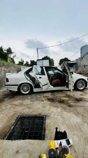 Jual bekas BMW E 36 m40 318i,lokasi di Tangerang Selatan Kota