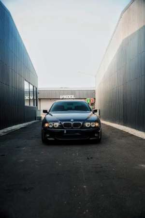 Jual bekas BMW E39 523i 1996 AT Mauritius Blue,lokasi di Bekasi Kota