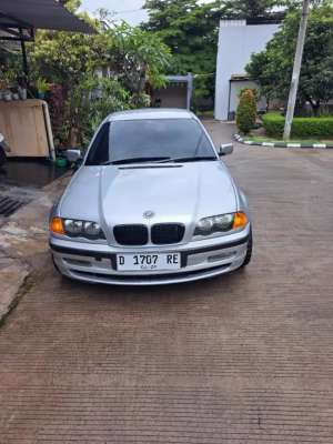 Jual bekas BMW E46 318i tahun 2001,lokasi di Bandung Kota