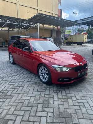 Jual bekas Bmw f30 320i Sport LCI 2016,lokasi di Pekanbaru Kota