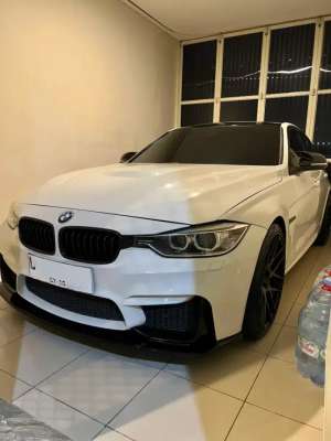Jual bekas BMW F30 328i 2014 SUNROOF ISTIMEWA,lokasi di  ,Surabaya Kota