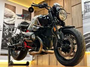 Jual bekas Bmw R Nine T R9T Option 719 Night Black,lokasi di Surabaya Kota