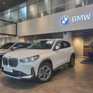 Jual bekas BMW X1 sDrive 18i xLine,lokasi di Tangerang Selatan Kota