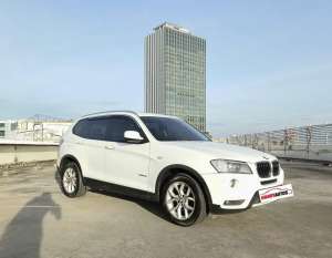 Jual bekas BMW X3 Xline Panoramik Bensin Tahun 2013 Automatic Putih metalik,lokasi di Tangerang Selatan Kota