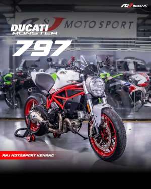 Jual bekas BPKBSTNK Ducati Monster 797 Nik 2017 TermignoniOdo 5.400an Km,lokasi di  ,Batang Kab.