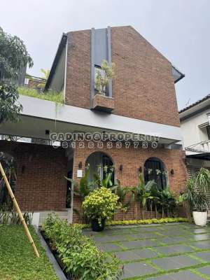 brand new dirumah mewah 3 lantai, the green banyan ville - bsd city. lokasi di Tangerang Selatan Kota, tersedia melalui melalui situs Olx
