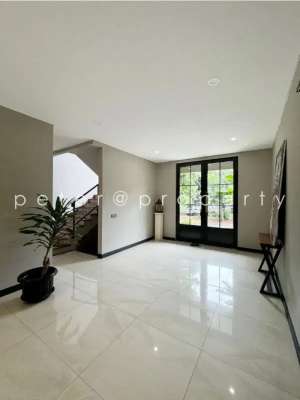 brand new versailes - bsd city, full interior harga nego lokasi di Tangerang Selatan Kota, tersedia melalui melalui situs Olx