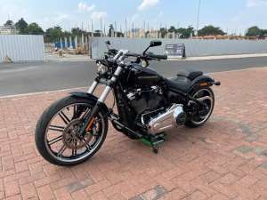 Jual bekas BREAKOUT M8 114 2020,lokasi di Tangerang Selatan Kota