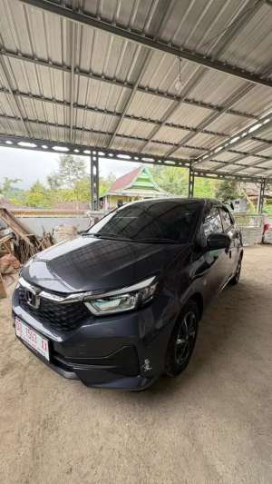 Jual bekas Brio E 2025 Garansi masih on Dealer Honda,lokasi di Makassar Kota
