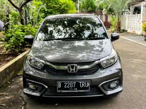 Jual bekas Brio E Cvt 2021 Grey DP 5jt Cash Atau Kredit Terbaik SeOLX,lokasi di Jakarta Timur
