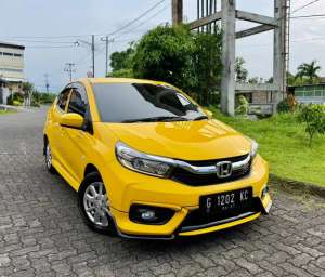 Jual bekas BRIO E Matic 2022 LOW KM Super Istimewa Spt Baru Gress,lokasi di Semarang Kota