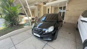 Jual bekas Brio mulus nego tipis,lokasi di Surabaya Kota