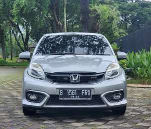 Jual bekas BRIO RS 1.2 AUTOMATIC 2016 SILVER ISTIMEWA SEGER FULL RECORD HONDA,lokasi di Tangerang Kota