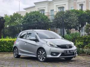 Jual bekas BRIO RS CVT 1.2 AT 2016 SILVER ISTIMEWA SEGER KREDIT AGS MURAH,lokasi di Jakarta Barat