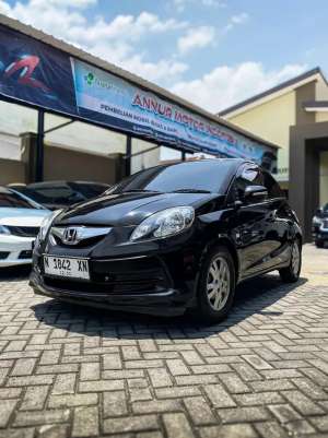 Jual bekas Brio Satya 1.2 MT 2013 Hitam,lokasi di Sidoarjo  Kab.