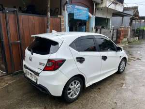 Jual bekas BRIO Satya 2019 sudah Model RS,lokasi di Sleman Kab.