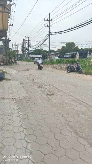 bronggalan tanah kavling lokasi di Surabaya Kota, tersedia melalui melalui situs Olx