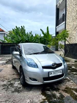 Jual bekas BUC Toyota Yaris E Manual 2010 Nego sampai deal,lokasi di Klungkung Kab.