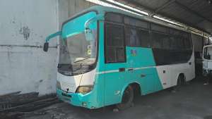 Jual bekas Bus Isuzu Elf NKR71 125ps thn 2011 Diesel 6rd, pajak on, mesin bagus,lokasi di Semarang Kota