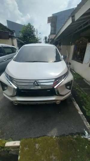 Jual bekas Butuh Cepat Xpander 2018 Ultimate Kondisi Mantap,lokasi di Bekasi Kota