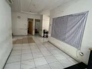 Butuh Renov Cocok untuk Hunian Daerah Rungkut Surabaya lokasi di Surabaya Kota, tersedia melalui melalui situs Olx