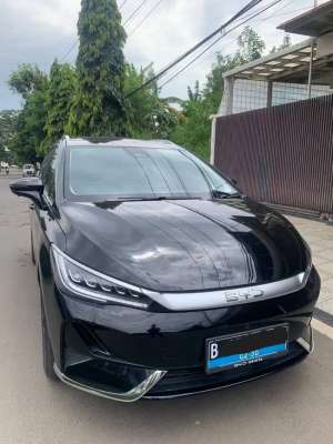 Jual bekas BYD M6 Superior Tahun 2024,lokasi di Bandung Kota