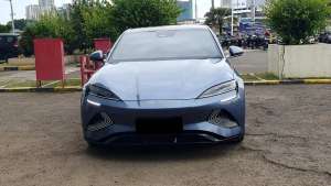 Jual bekas BYD Seal Premium AT Atlantis Grey NIK 2024 Like New Low KM Record,lokasi di Jakarta Selatan