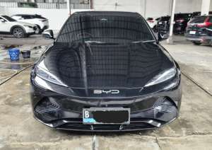 Jual bekas BYD Seal Premium AT Matic 2024 2025 Hitam Km 18rban Mulus Siap Pakai Good Condition,lokasi di Jakarta DKI