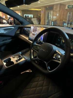 Jual bekas BYD Sealion 7 2025 Listrik,lokasi di Jakarta Barat