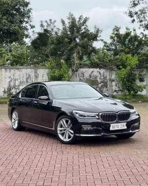 Jual bekas CaahCreditSama BMW 730Li 2017 730i 730,lokasi di Jakarta Pusat