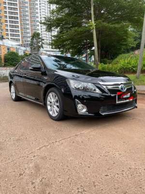 Jual bekas Camry V Hybrid AT 2012,lokasi di Depok Kota