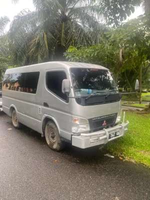 Jual bekas Canter minibus 2011,lokasi di Balikpapan Kota