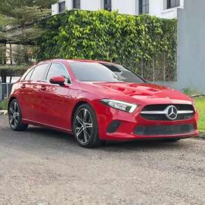 Jual bekas CASH Mercedes Benz A200 Progressive Line Hatchback 2018,lokasi di Jakarta Selatan