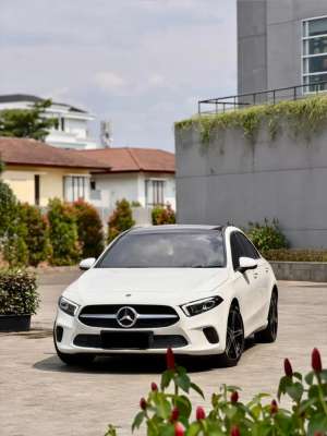 Jual bekas CASH Mercedes-Benz A200 Sedan 2023 Progressive Line Like New,lokasi di Jakarta Selatan