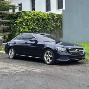 Jual bekas CASH Mercedes Benz E250 W213 2017,lokasi di Jakarta Selatan