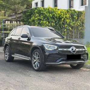 Jual bekas CASH Mercedes Benz GLC200 AMG Facelift 2021,lokasi di Jakarta Selatan