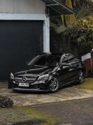 Jual bekas CASH Mercedes Benz Mercy C300 2019 Termurah,lokasi di Bogor Kota