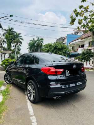 Jual bekas CASH MURAH BMW X4 M Sport COUPE SUV ANTIK SUNROOF HARMAN KARDON SPORT,lokasi di Jakarta Barat