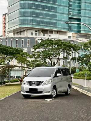 Jual bekas CASH Toyota New Alphard 3.5 Q V6 ATPM 2011 Captain Seat Like New,lokasi di Jakarta Selatan